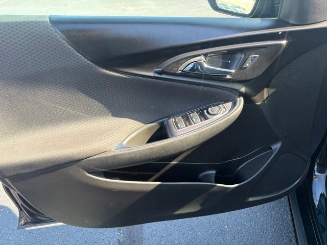 Used 2018 Chevrolet Malibu LT FWD image 26