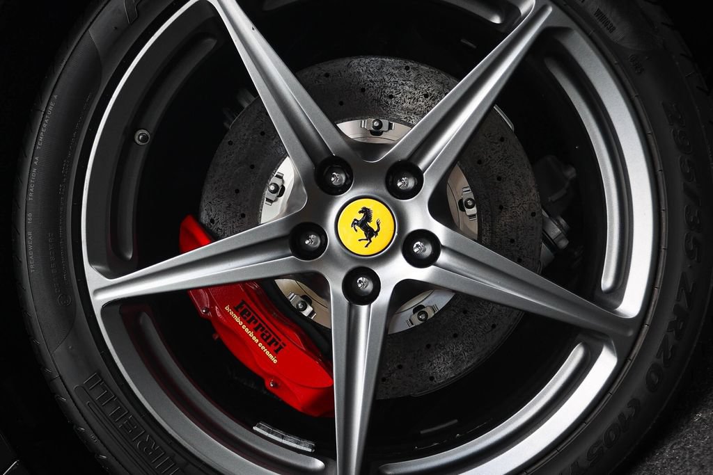 Certified 2011 Ferrari 458 Italia Coupe RWD image 13