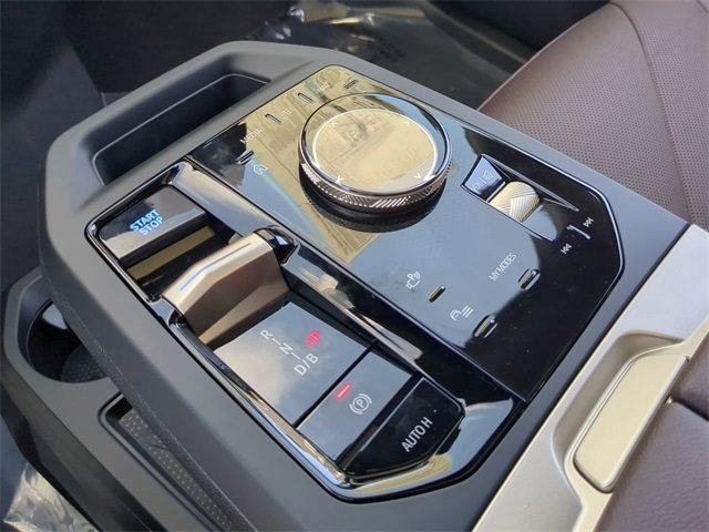 New 2025 BMW iX xDrive50 image 22