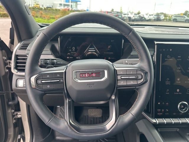 Used 2026 GMC Acadia AT4 AWD/4WD image 2