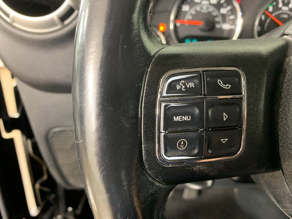 Used 2016 Jeep Wrangler Unlimited Sahara w/ Connectivity Group image 19