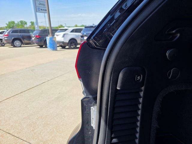 Used 2020 Jeep Grand Cherokee Limited w/ Trailer Tow Group IV AWD/4WD image 11