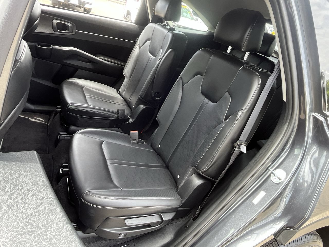 Used 2024 Kia Sorento X-Line EX AWD/4WD image 23
