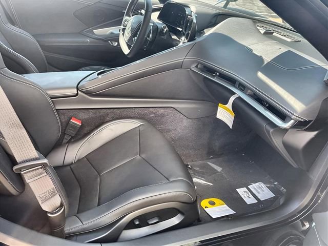 Used 2025 Chevrolet Corvette Stingray Convertible w/ 1LT image 13