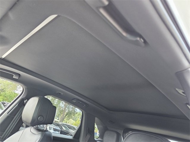 Used 2023 Porsche Cayenne image 8