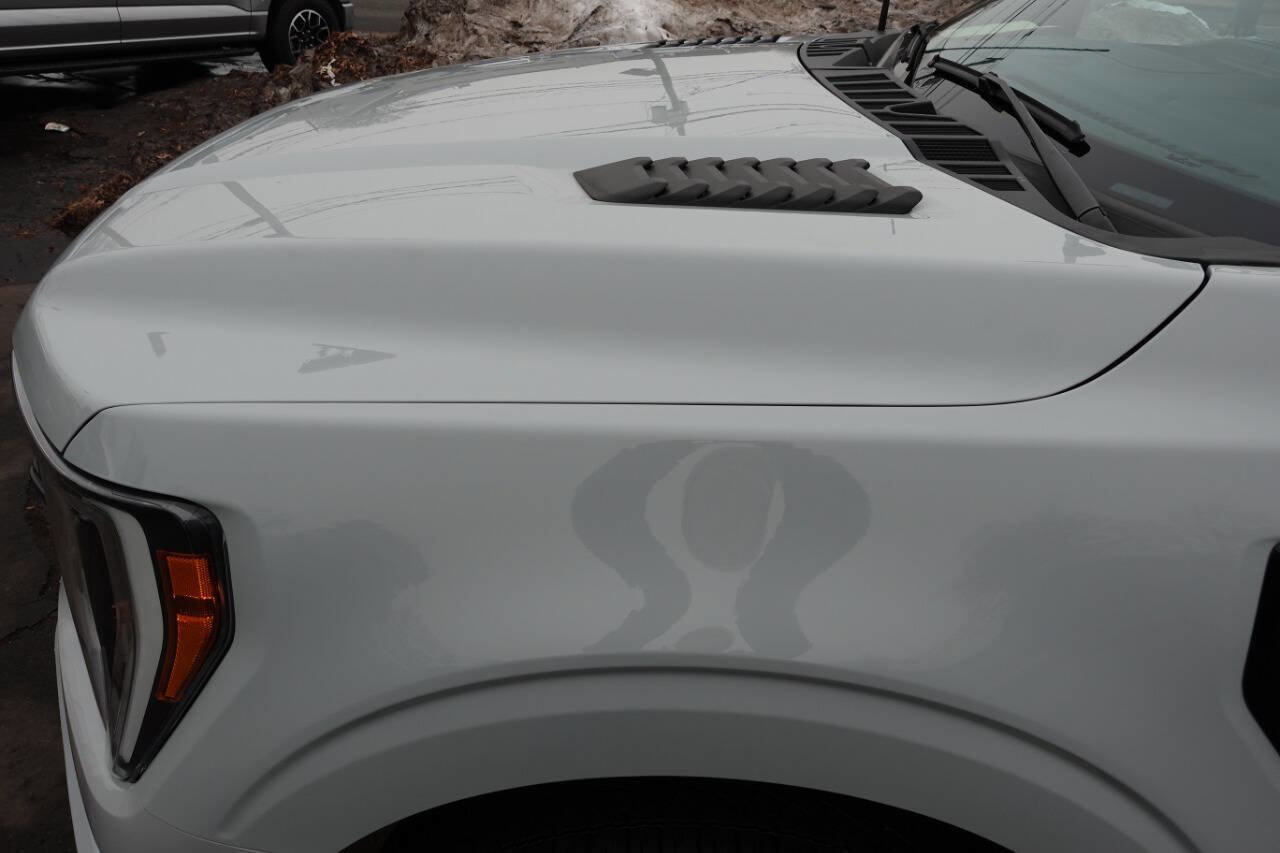 Used 2023 Ford F150 XLT w/ Equipment Group 302A High image 8