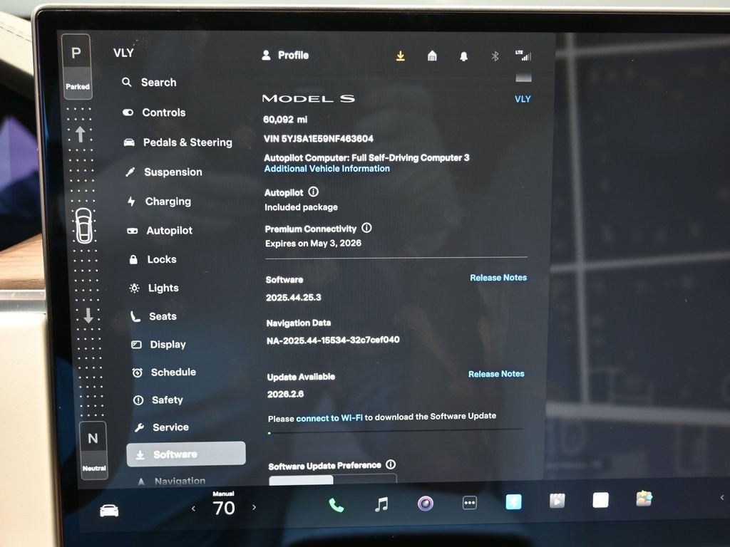 Used 2022 Tesla Model S image 30