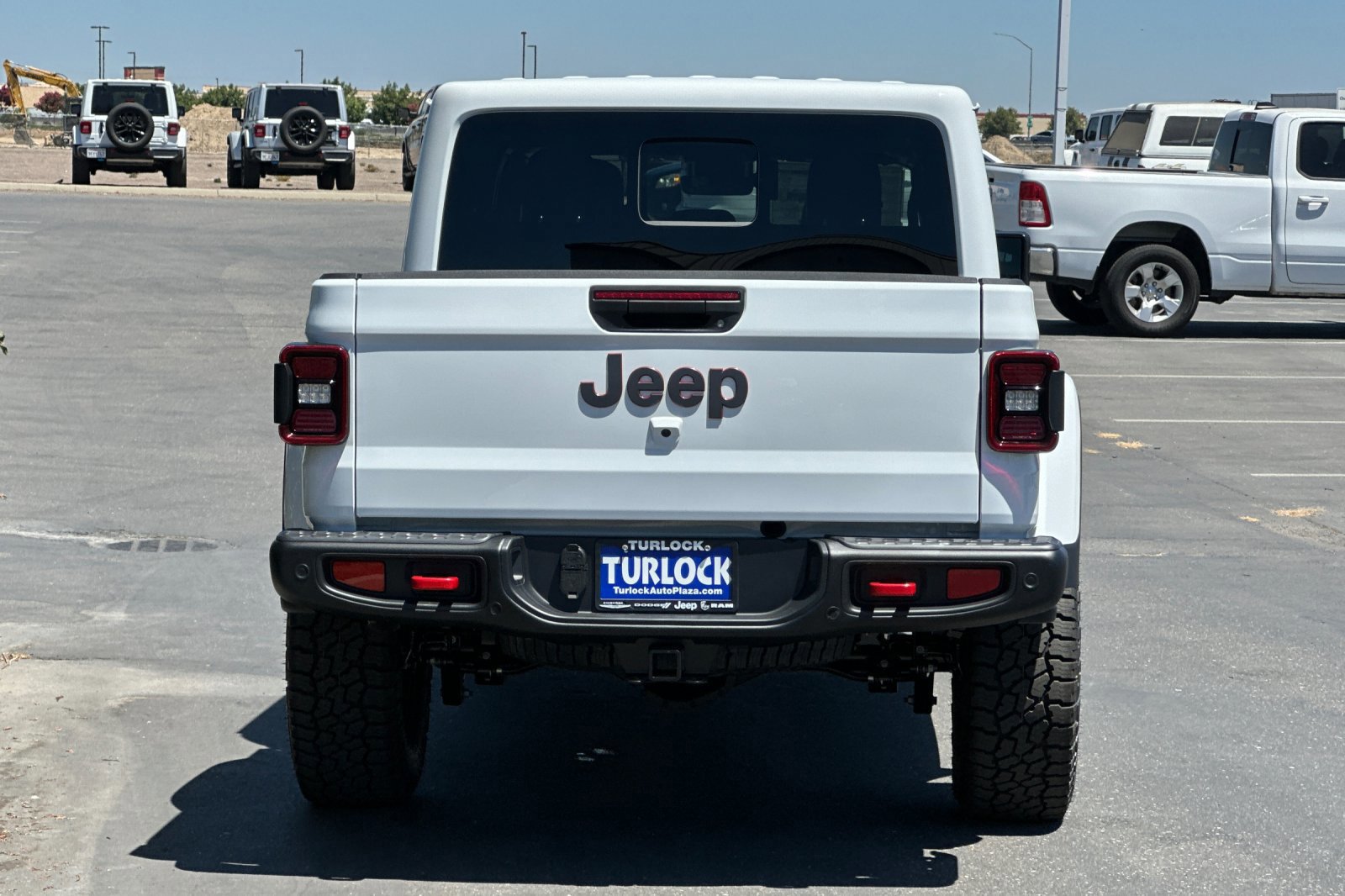 New 2025 Jeep Gladiator Rubicon image 5