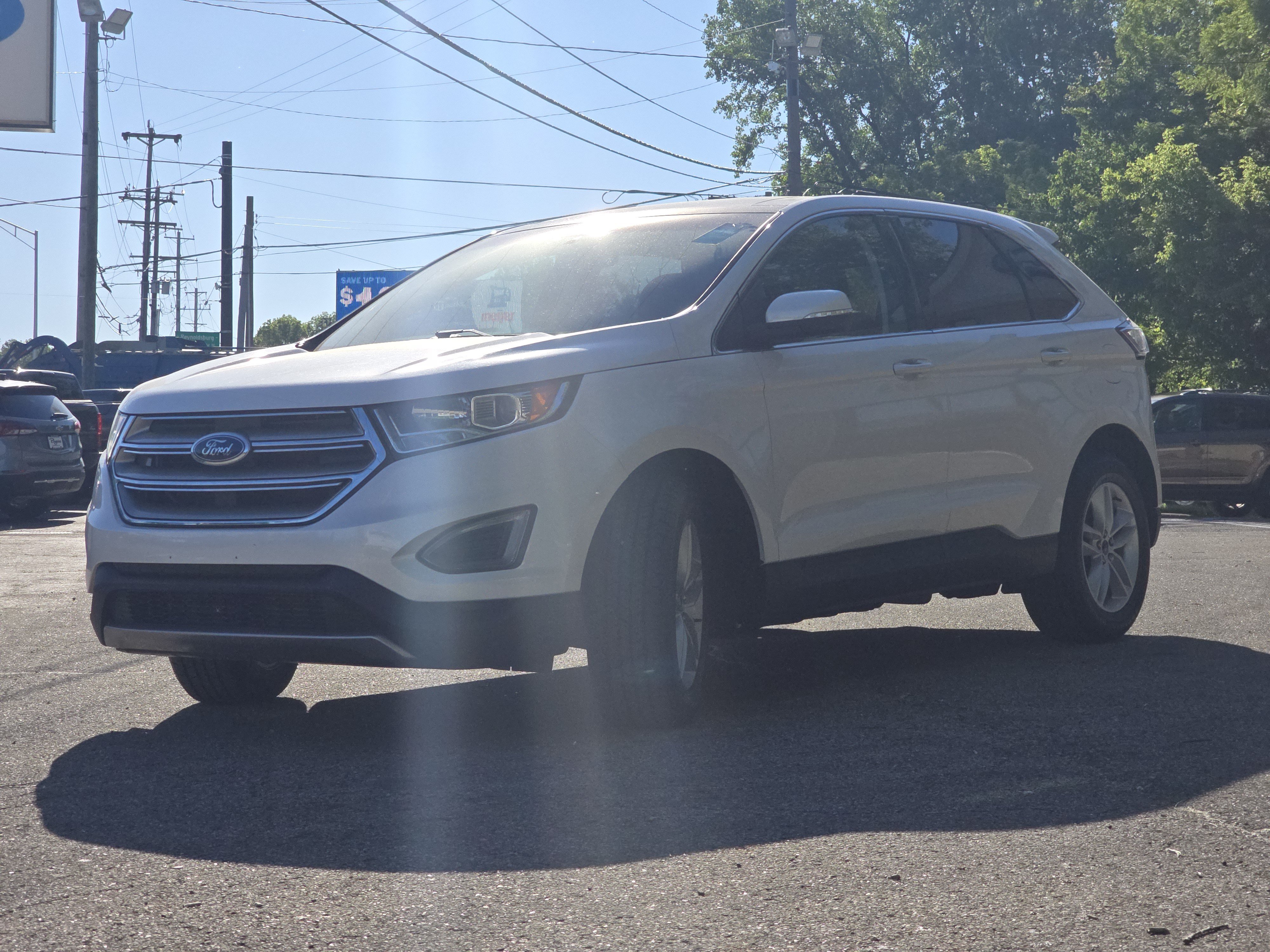 Used 2018 Ford Edge SEL w/ Equipment Group 201A FWD image 3