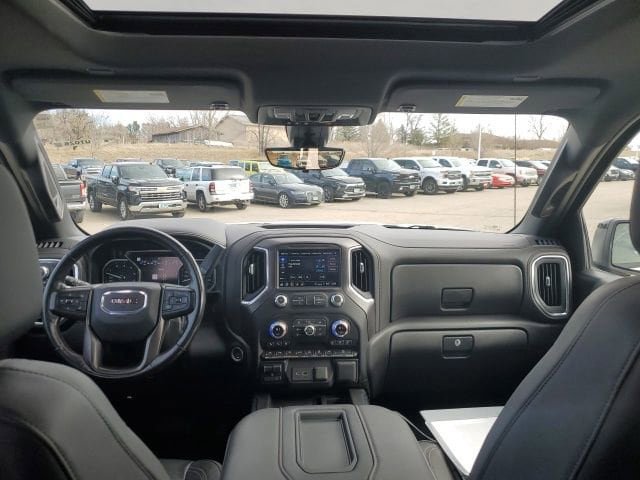 Certified 2021 GMC Sierra 1500 AT4 w/ AT4 Premium Package image 26