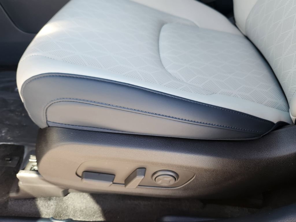 New 2026 Kia Carnival EX image 8