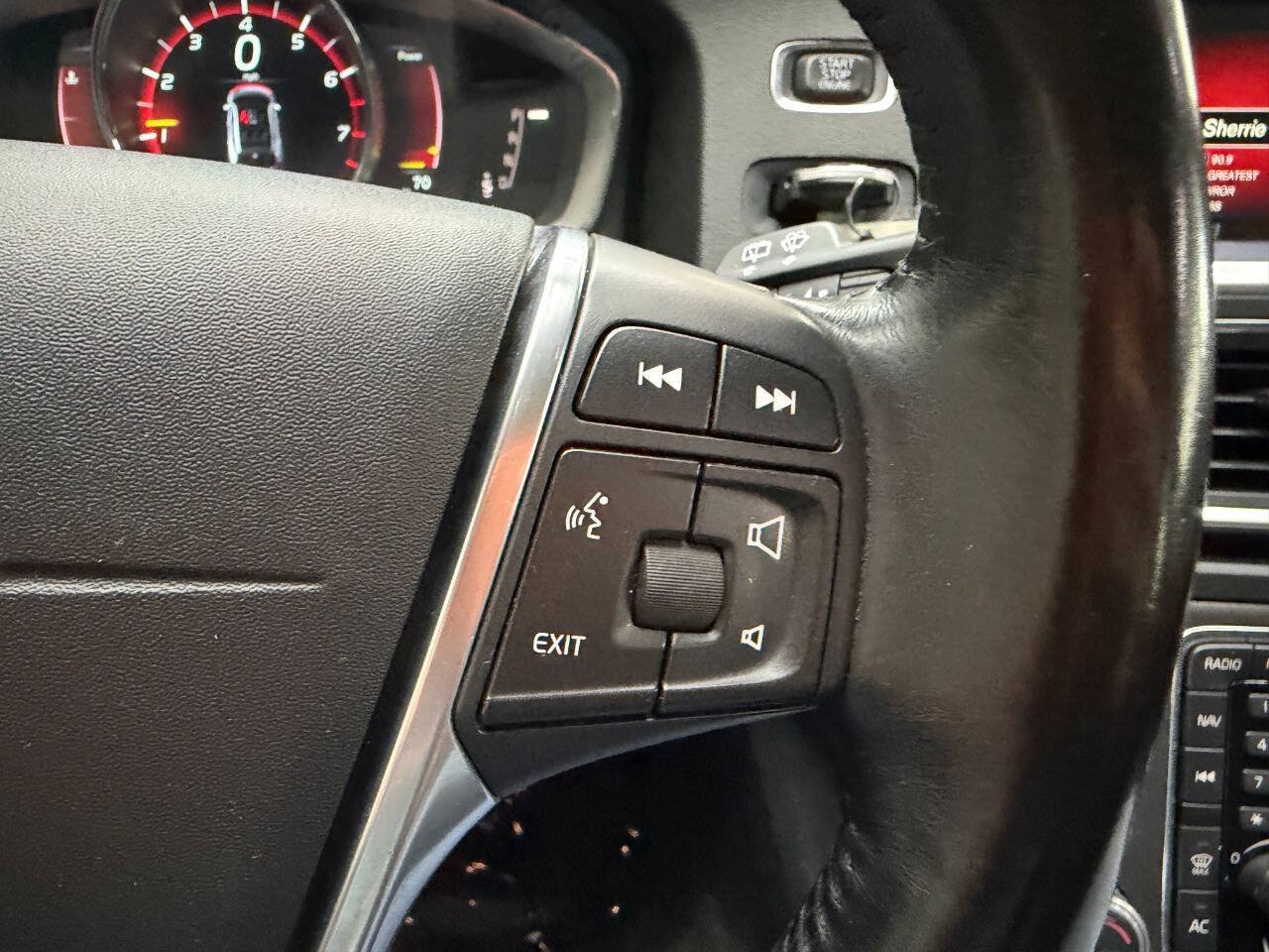 Used 2015 Volvo V60 T5 Premier FWD image 25