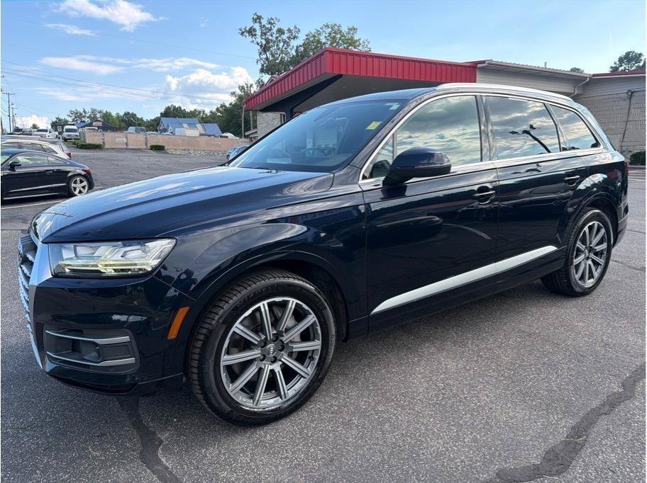 Used 2017 Audi Q7 3.0T Prestige w/ Prestige Package AWD/4WD image 3