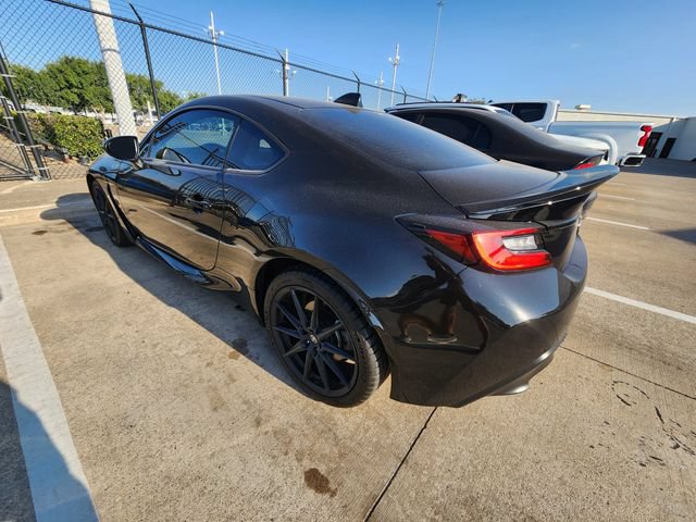 Used 2022 Toyota GR86 Premium RWD image 5