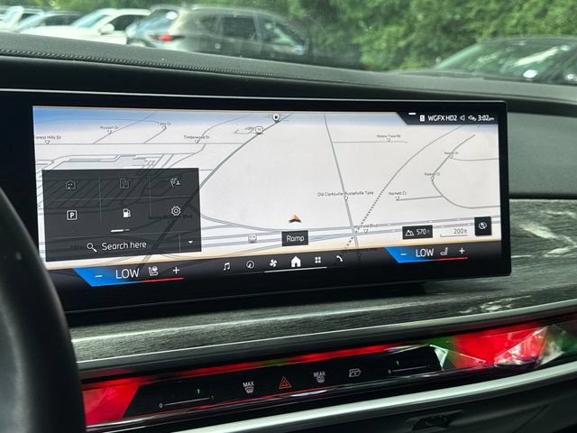 Used 2023 BMW 760i xDrive w/ Parking Assistance Package AWD/4WD image 22