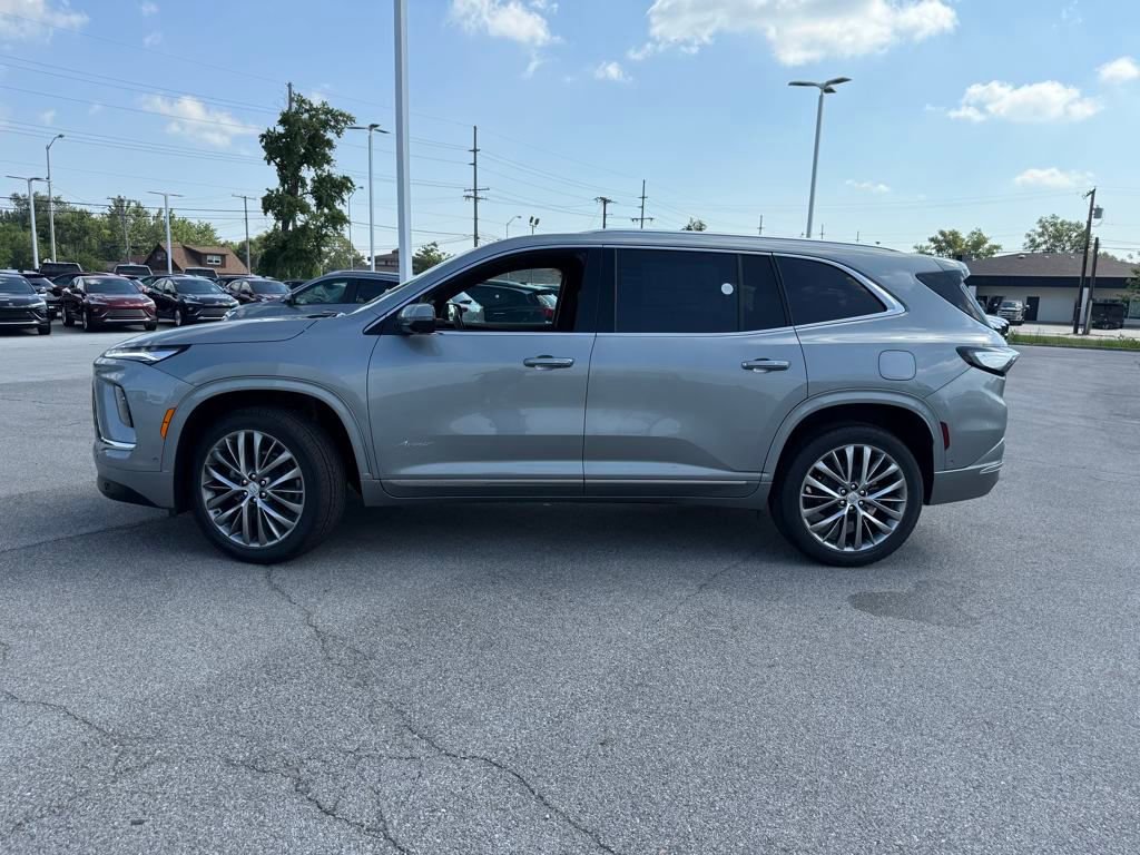 New 2026 Buick Enclave Avenir w/ Super Cruise Package image 2