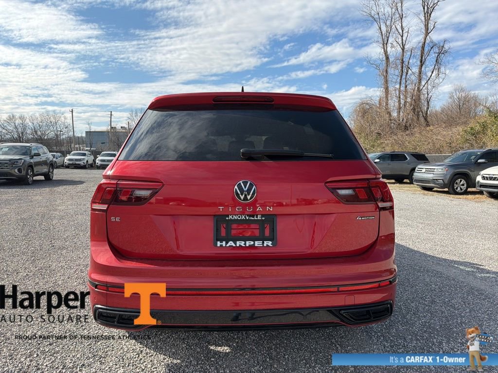 Used 2024 Volkswagen Tiguan SE R-Line image 4