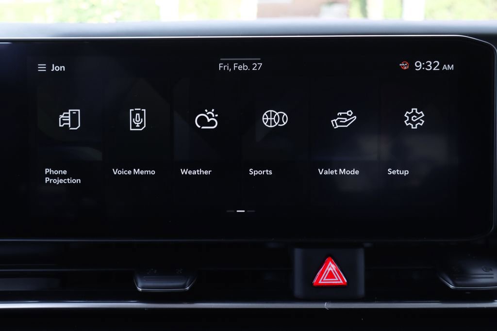 Used 2025 Kia Carnival image 33