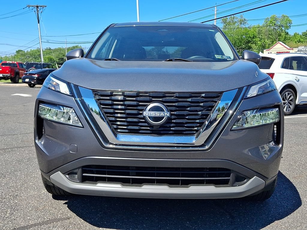 Used 2023 Nissan Rogue SV AWD/4WD image 5