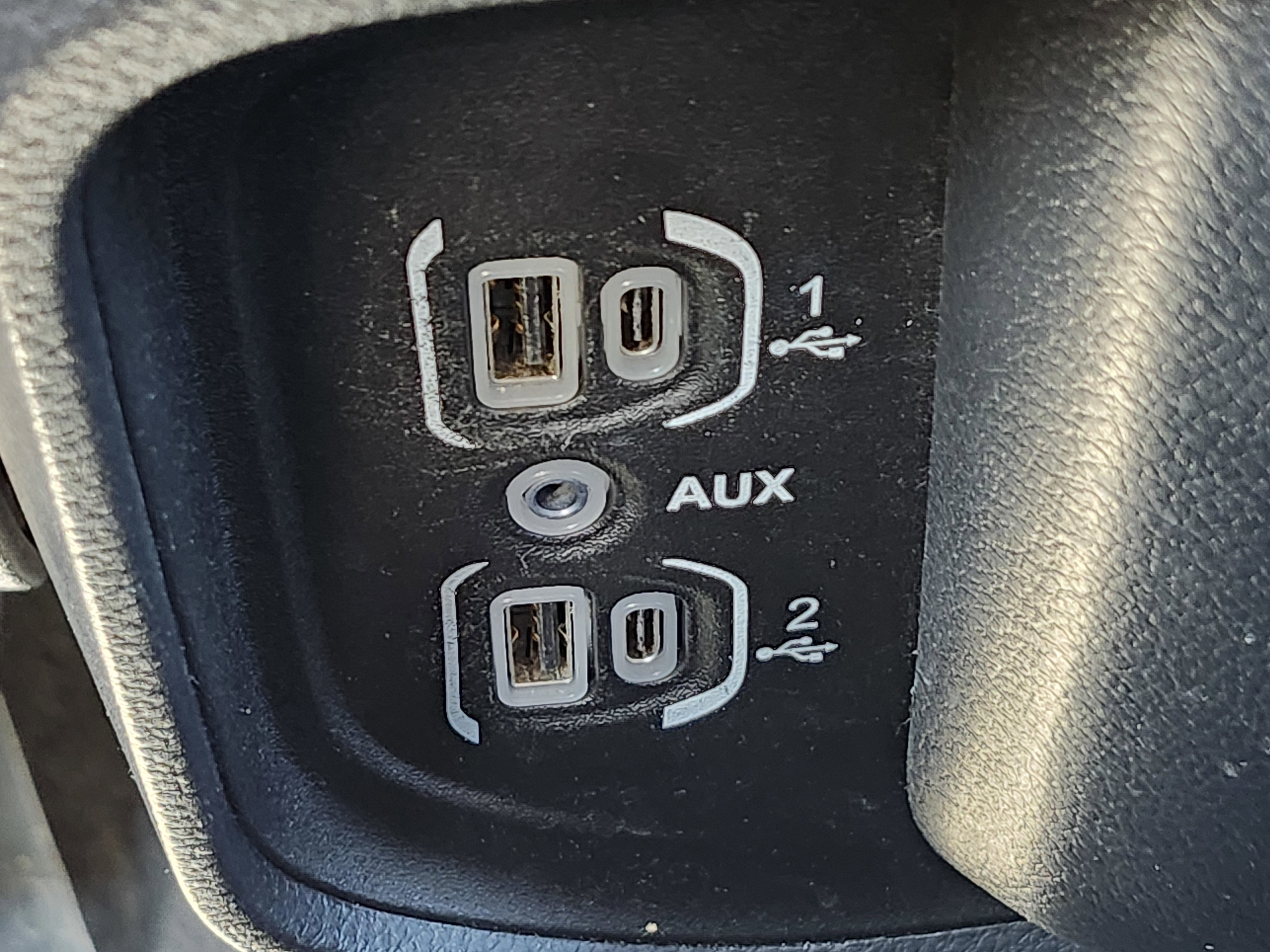 Used 2023 RAM 1500 Big Horn image 32