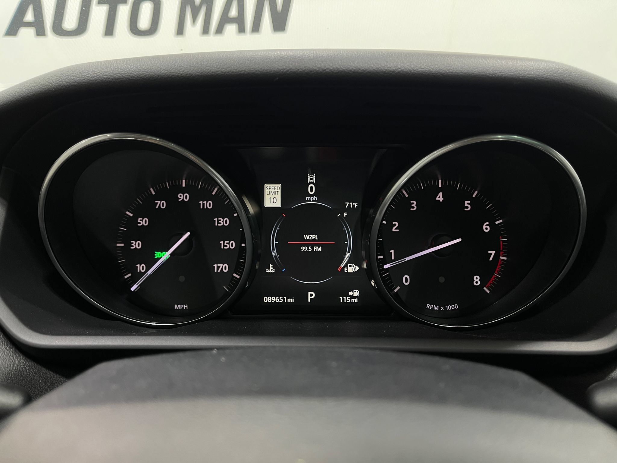 Used 2017 Land Rover Range Rover Sport HSE AWD/4WD image 23