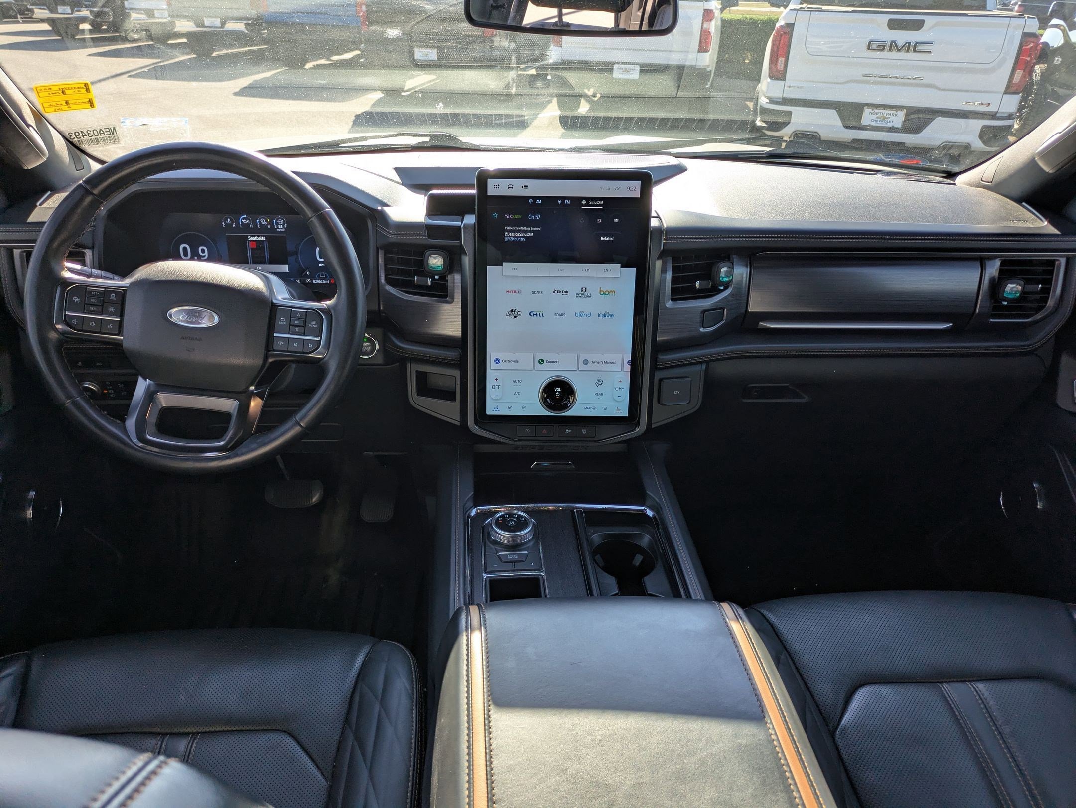 Used 2022 Ford Expedition Platinum image 16