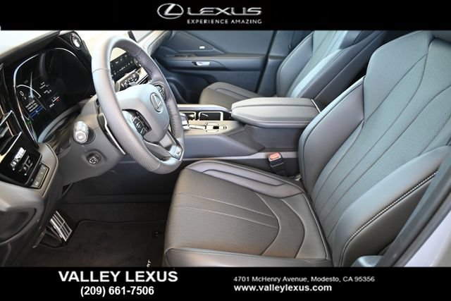 New 2026 Lexus TX 500h AWD image 14