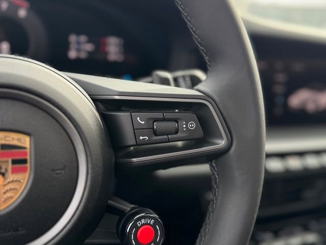 Used 2025 Porsche 911 Carrera image 22
