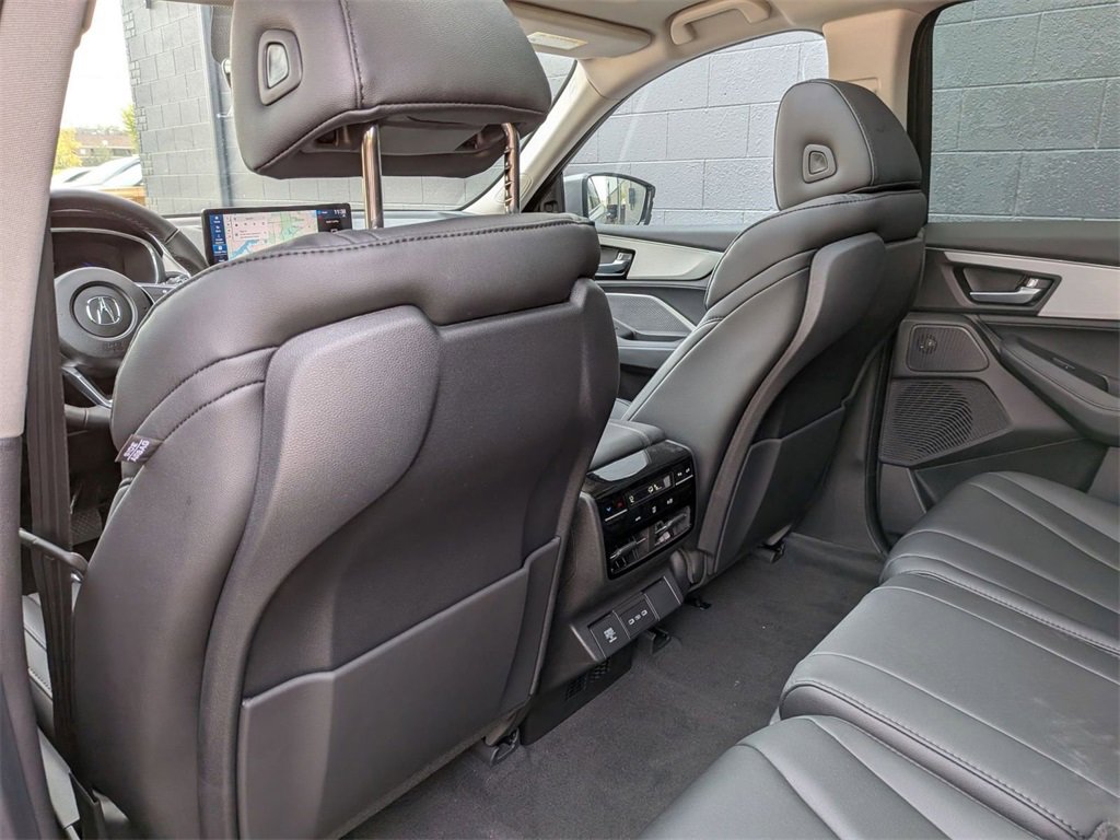 New 2026 Acura MDX SH-AWD image 27