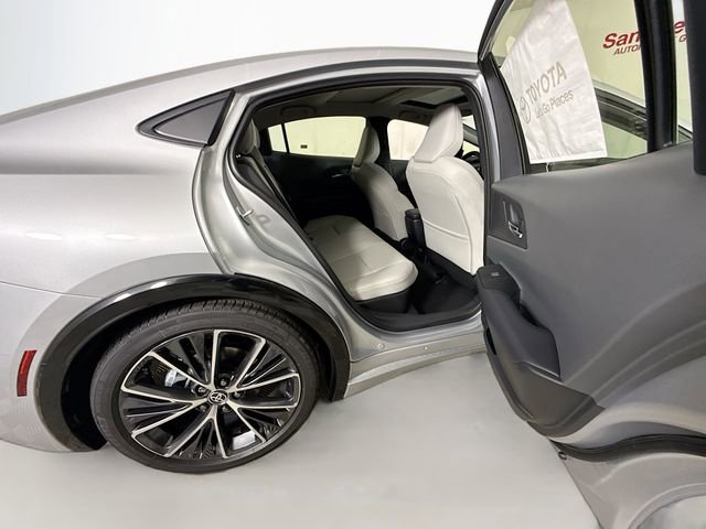 New 2026 Toyota Prius XLE image 26