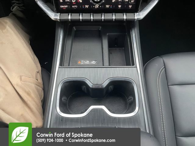 Used 2024 GMC Acadia Elevation image 32