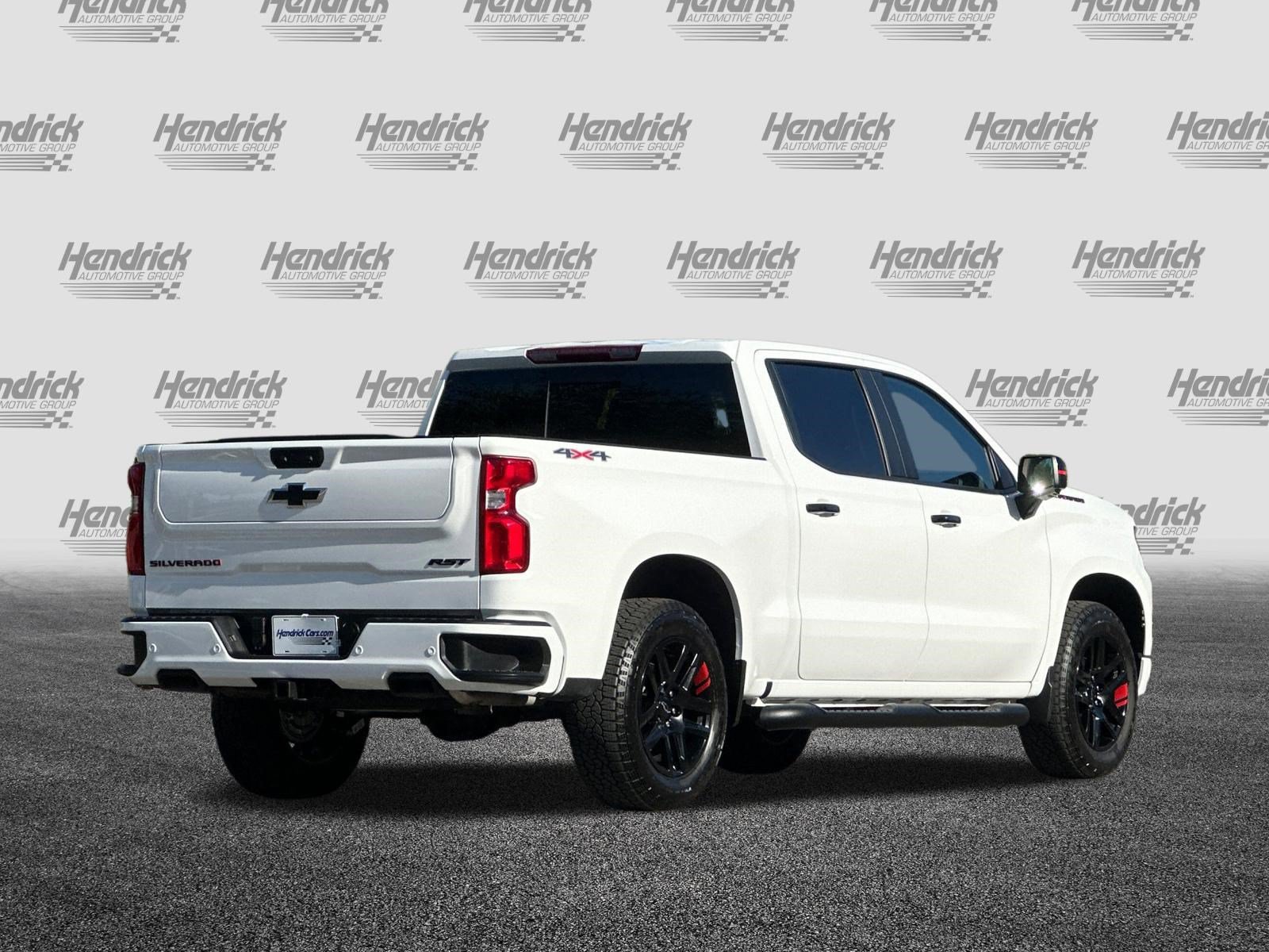 Used 2026 Chevrolet Silverado 1500 RST w/ Redline Edition AWD/4WD image 5