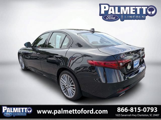 Used 2019 Alfa Romeo Giulia Ti w/ Quick Order Package 22X Lusso AWD/4WD image 5