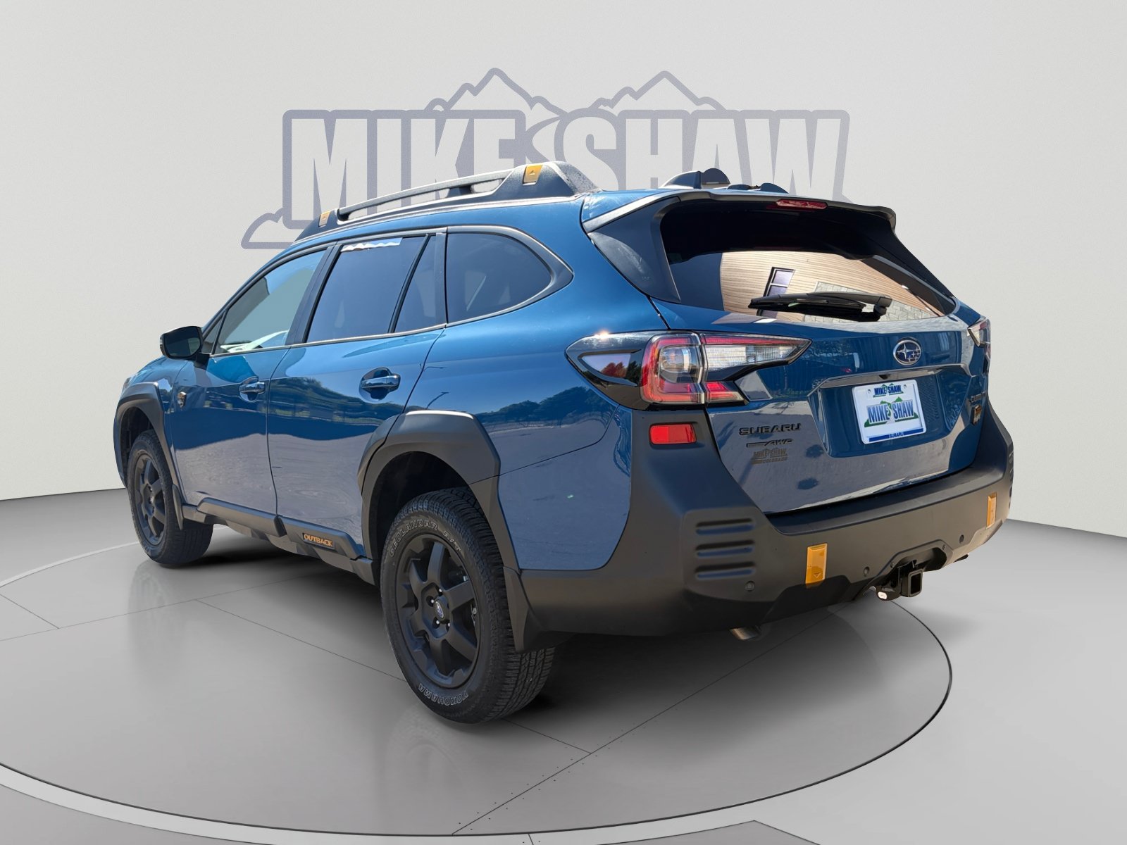 Used 2025 Subaru Outback Wilderness AWD/4WD image 3