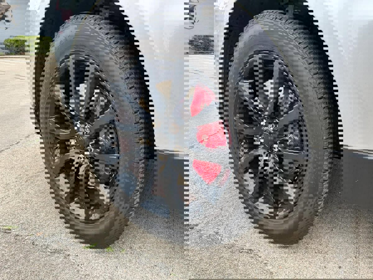 Used 2017 Land Rover Range Rover Sport image 28