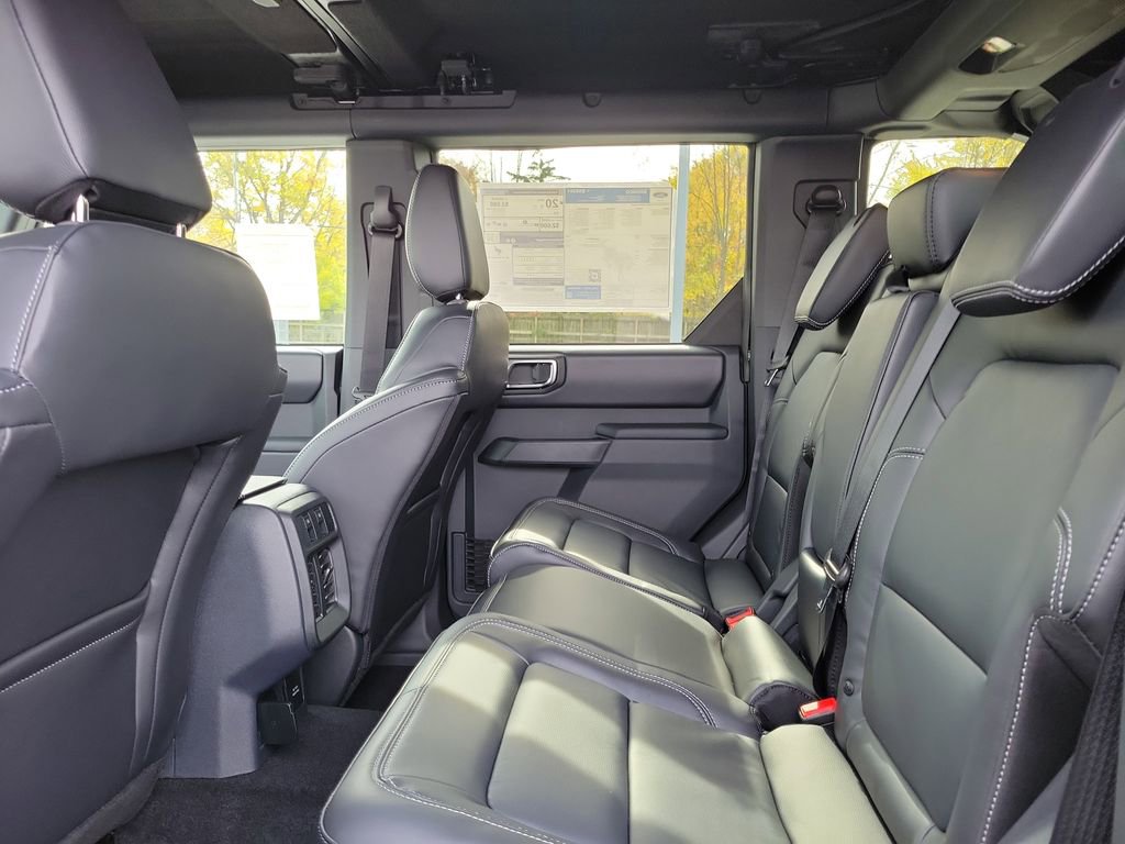 New 2025 Ford Bronco Outer Banks image 13