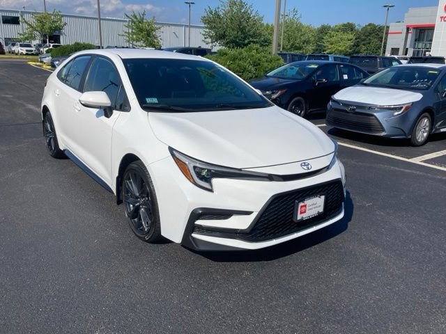 Certified 2023 Toyota Corolla SE w/ Carpet Mat Package (TMS) FWD image 10