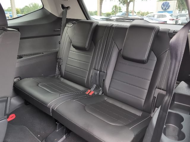 Used 2023 Volkswagen Atlas SEL Premium AWD/4WD image 24