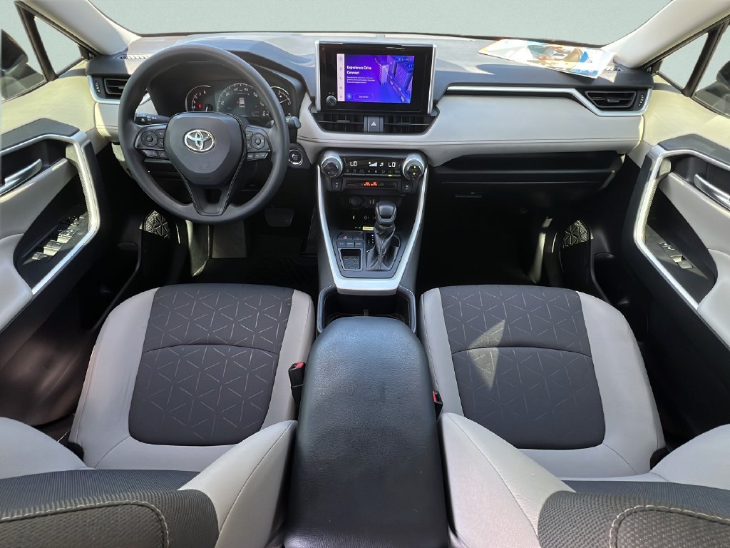 Used 2024 Toyota RAV4 XLE w/ Convenience Package FWD image 11