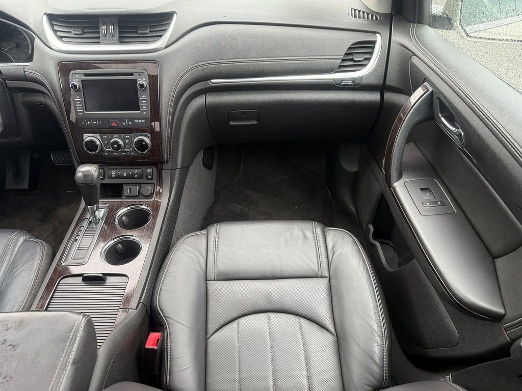 Used 2016 Chevrolet Traverse LTZ image 28