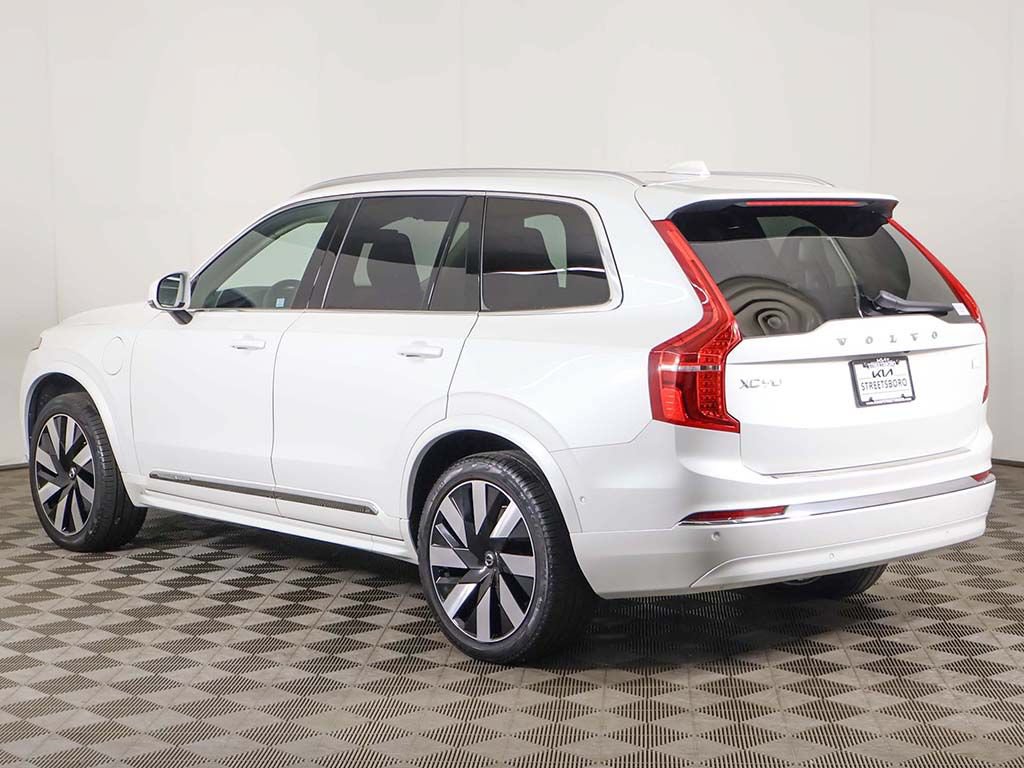 Used 2023 Volvo XC90 T8 Ultimate w/ Protection Package Premier AWD/4WD image 14