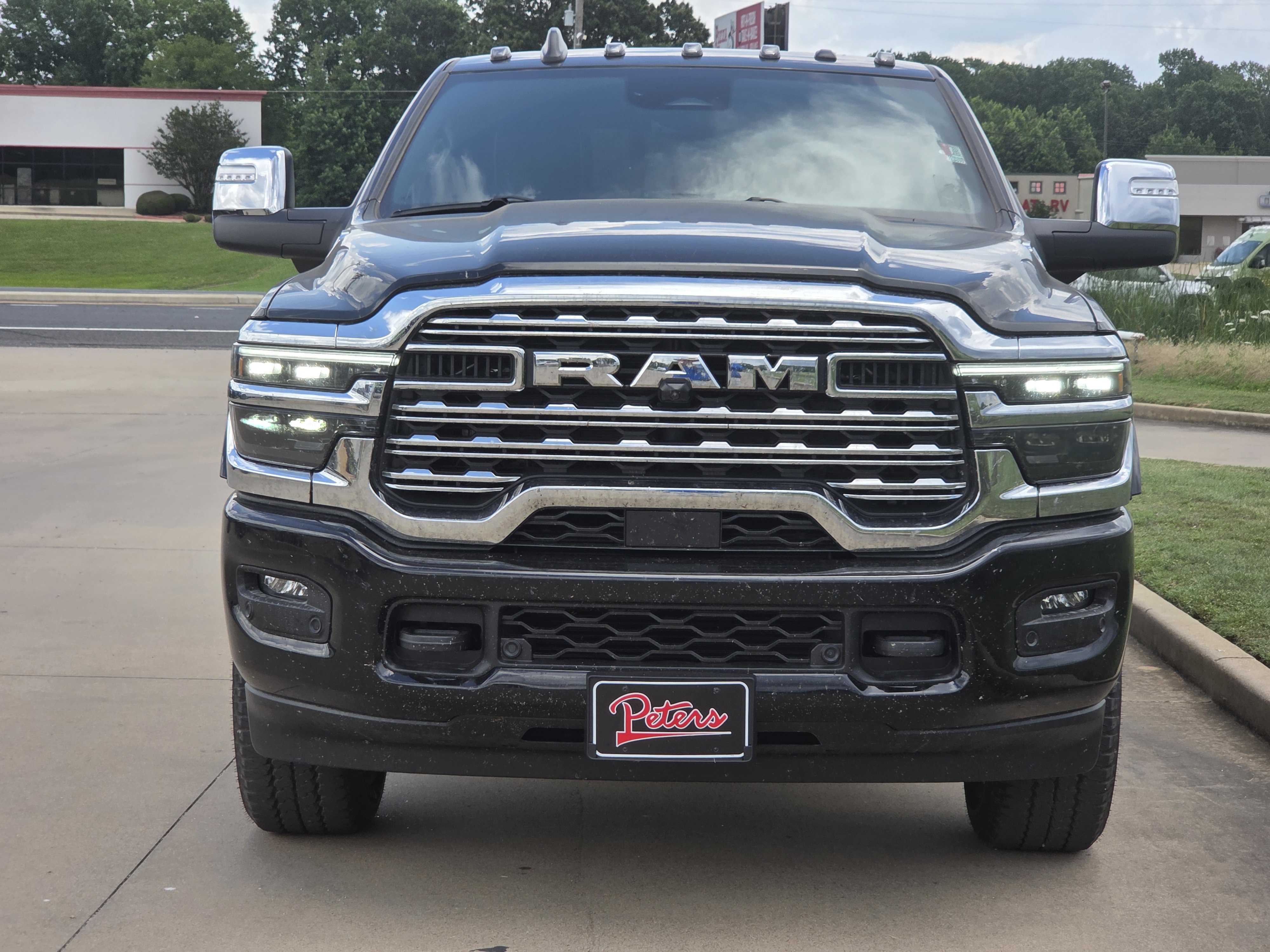 New 2026 RAM 2500 Limited AWD/4WD image 2