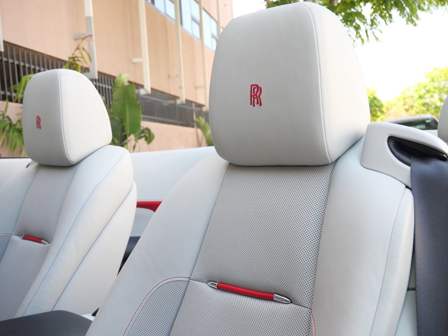 Certified 2020 Rolls-Royce Dawn RWD image 10