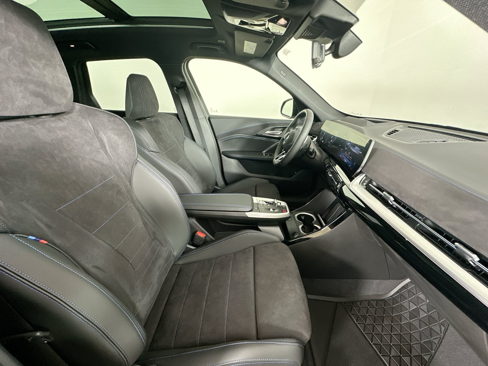 New 2027 BMW X1 xDrive28i AWD/4WD image 46