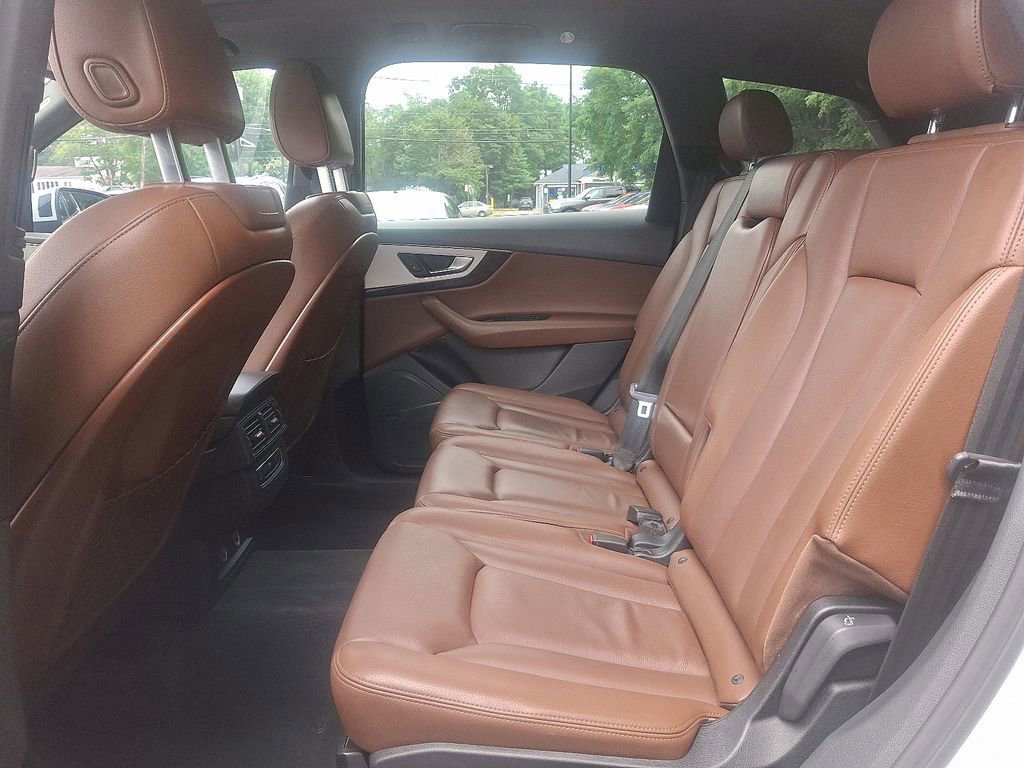 Used 2019 Audi Q7 2.0T Premium Plus w/ Premium Plus Package image 12