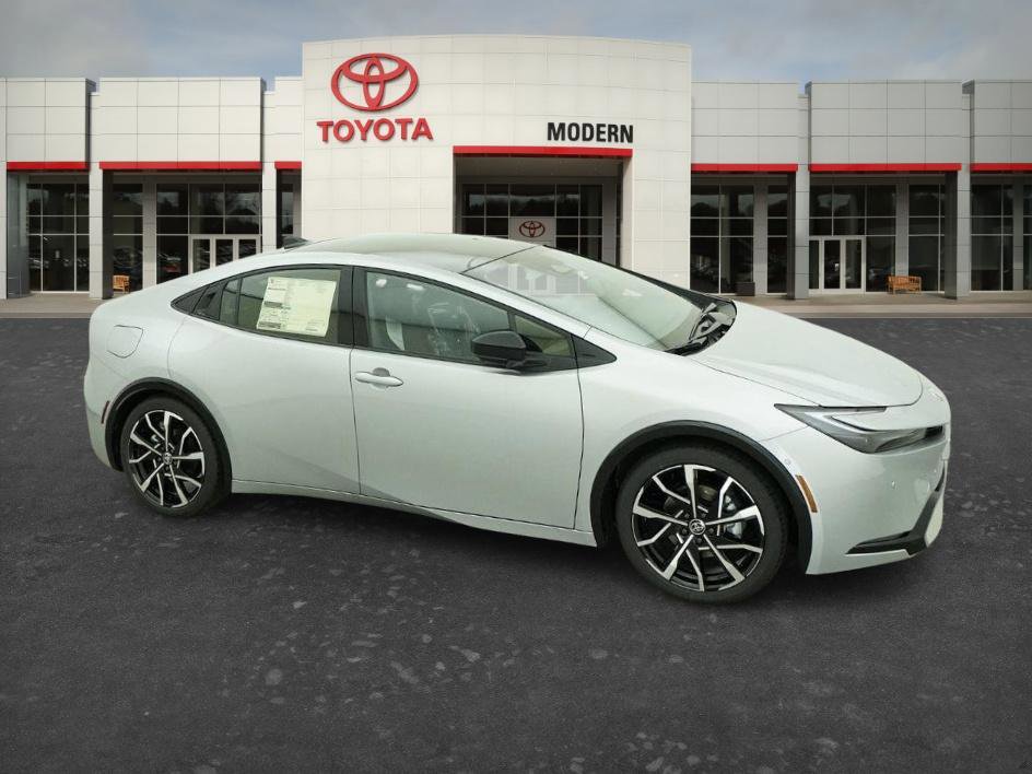 New 2026 Toyota Prius Plug-In Hybrid FWD image 5