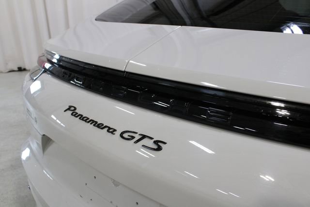 Used 2019 Porsche Panamera GTS image 31
