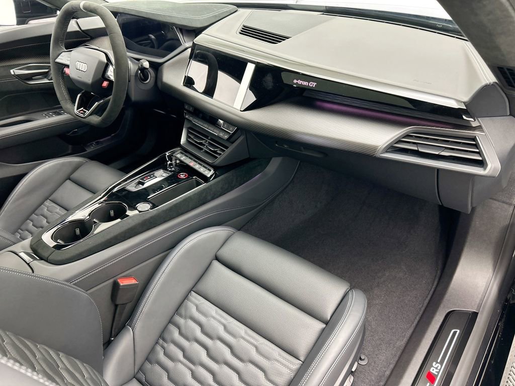 New 2026 Audi RS e-tron GT performance image 16