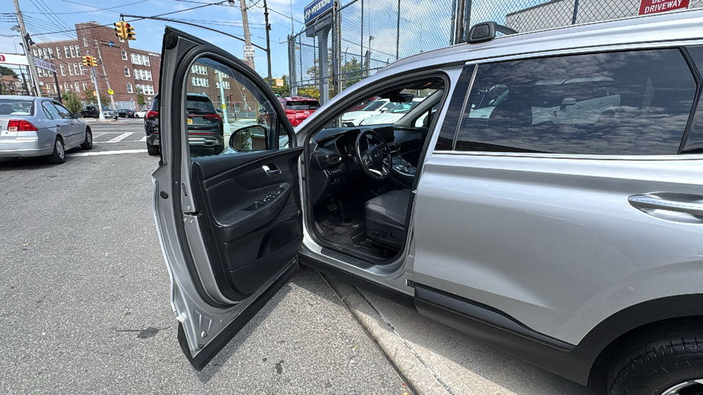 Used 2023 Hyundai Santa Fe SEL AWD/4WD image 10
