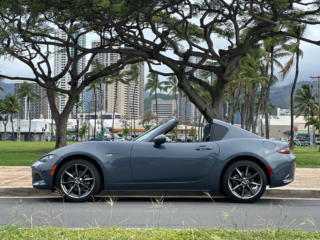 Used 2020 MAZDA MX-5 Miata RF Grand Touring RWD image 2